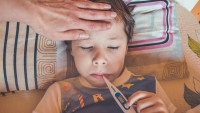 chřipka kluk thermometer-5185847 1280